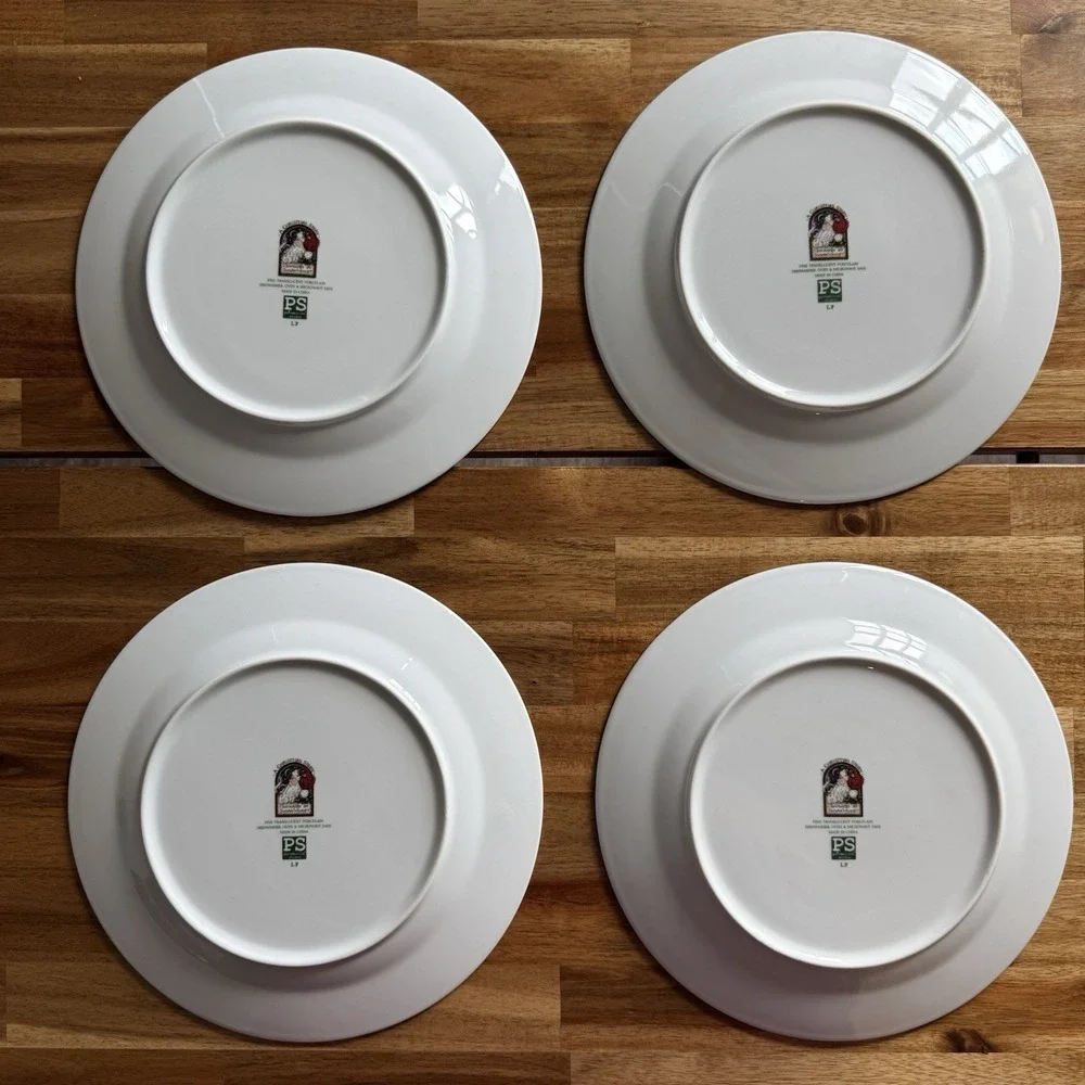 PORTMEIRION STUDIO 4-PC Susan Winget A CHRISTMAS STORY Dinner Plates Santa Claus